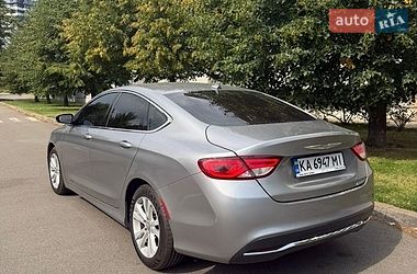 Седан Chrysler 200 2016 в Киеве