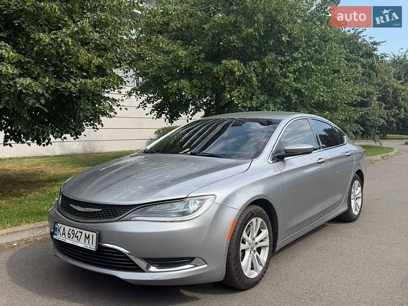 Седан Chrysler 200 2016 в Киеве