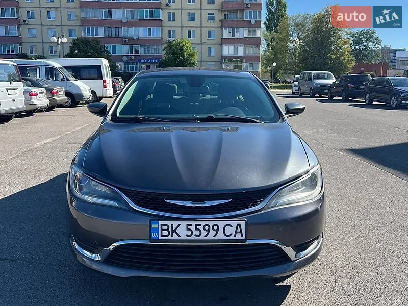 Chrysler 200 2015