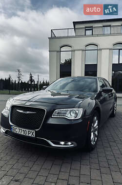 Chrysler 300  2016