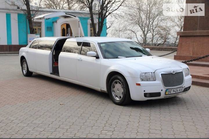 Лимузин Chrysler 300C