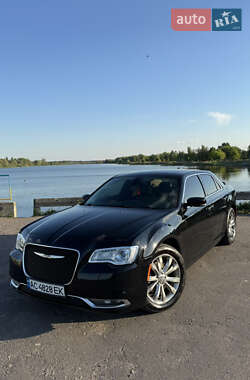 Chrysler 300C  2016