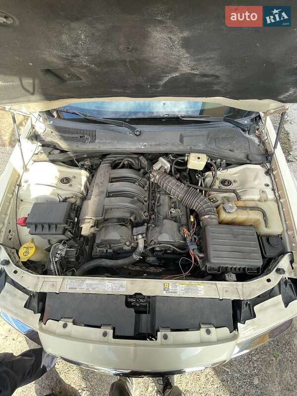 Кабриолет Chrysler 300C