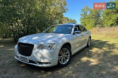 Chrysler 300C  2016