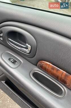 Chrysler 300M  2004