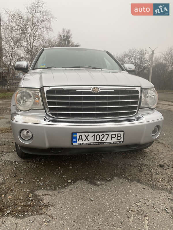 Легковые Chrysler Aspen