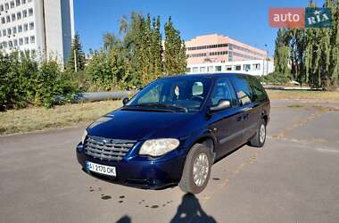 Chrysler Grand Voyager  2005