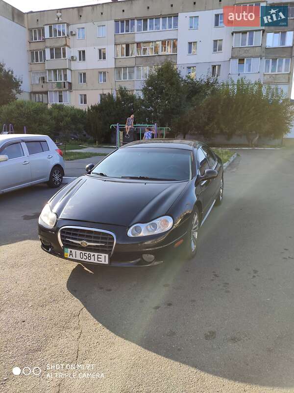Седан Chrysler LHS 2001 в Києві