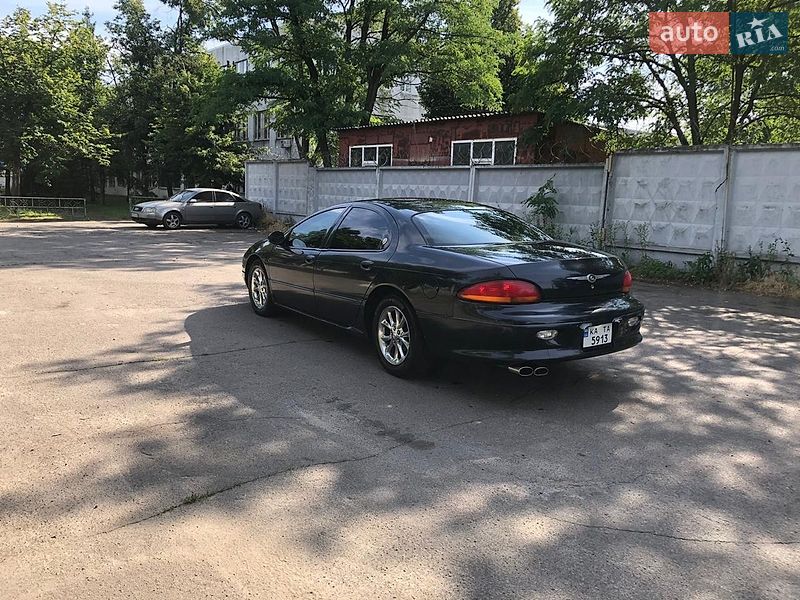 Седан Chrysler LHS 1998 в Києві