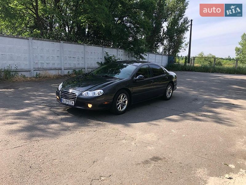 Седан Chrysler LHS 1998 в Києві