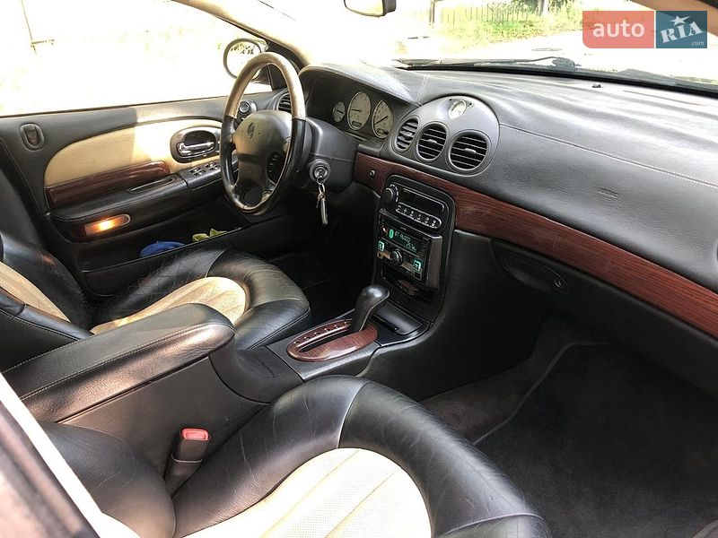 Седан Chrysler LHS 1998 в Києві