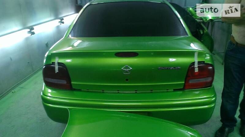 Chrysler Neon 1995 года