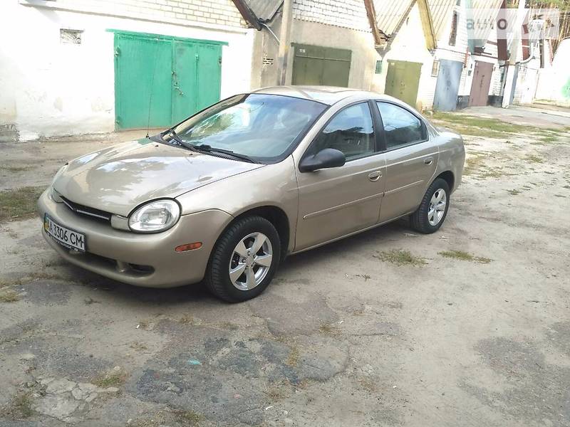 Chrysler Neon 2001 года