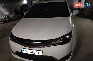 Chrysler Pacifica 2019