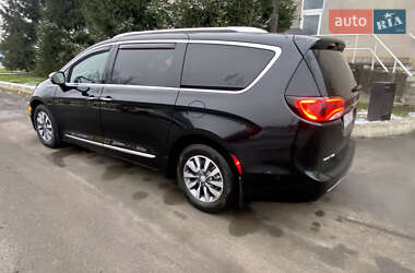 Chrysler Pacifica  2020