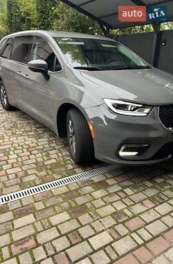 Chrysler Pacifica  2023