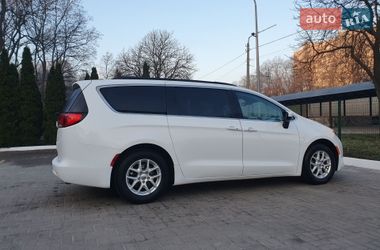 Минивэн Chrysler Pacifica 2020 в Киеве фото 10 Минивэн Chrysler Pacifica 2020 в Киеве