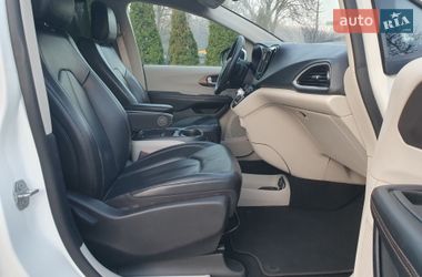 Минивэн Chrysler Pacifica 2020 в Киеве фото 34 Минивэн Chrysler Pacifica 2020 в Киеве