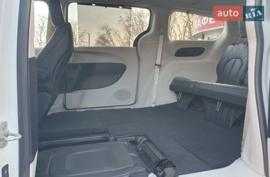 Минивэн Chrysler Pacifica 2020 в Киеве фото 41 Минивэн Chrysler Pacifica 2020 в Киеве