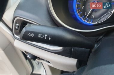 Минивэн Chrysler Pacifica 2020 в Киеве фото 54 Минивэн Chrysler Pacifica 2020 в Киеве
