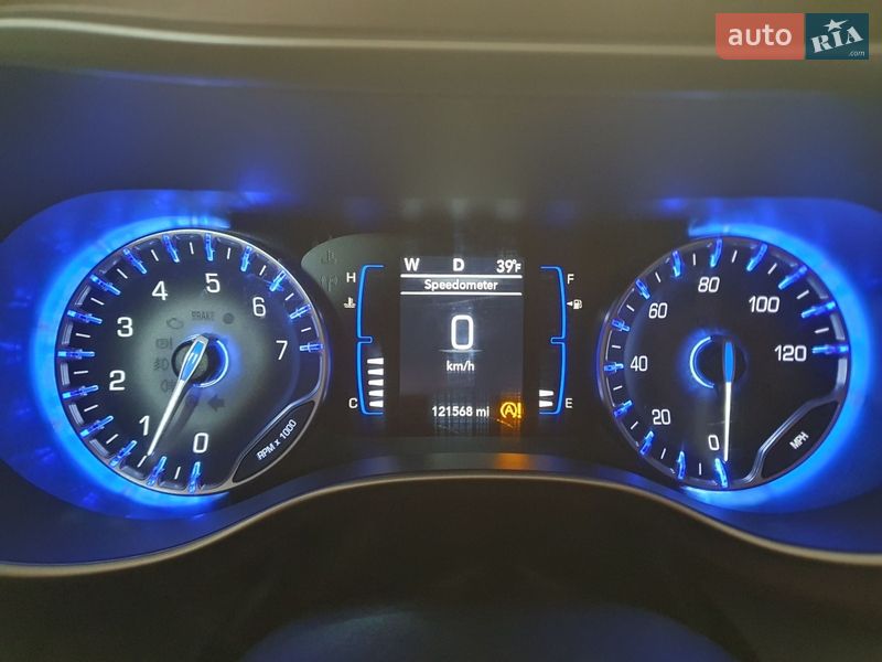 Минивэн Chrysler Pacifica 2020 в Киеве фото 56 Минивэн Chrysler Pacifica 2020 в Киеве
