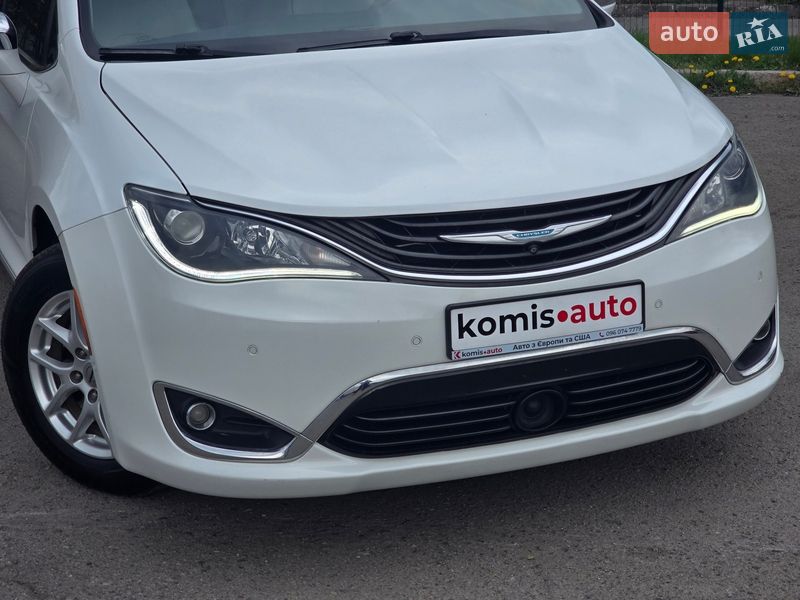 Мінівен Chrysler Pacifica 2017 в Хмельницькому фото 4 Мінівен Chrysler Pacifica 2017 в Хмельницькому
