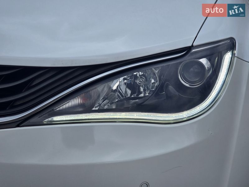 Мінівен Chrysler Pacifica 2017 в Хмельницькому фото 7 Мінівен Chrysler Pacifica 2017 в Хмельницькому