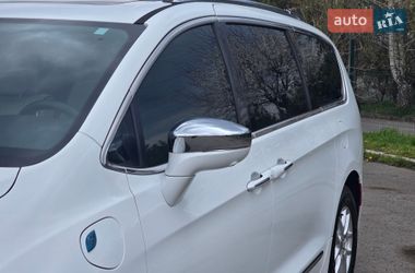 Мінівен Chrysler Pacifica 2017 в Хмельницькому фото 12 Мінівен Chrysler Pacifica 2017 в Хмельницькому