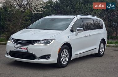 Мінівен Chrysler Pacifica 2017 в Хмельницькому фото 11 Мінівен Chrysler Pacifica 2017 в Хмельницькому