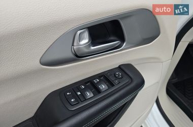 Мінівен Chrysler Pacifica 2017 в Хмельницькому фото 39 Мінівен Chrysler Pacifica 2017 в Хмельницькому