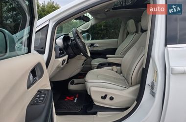 Мінівен Chrysler Pacifica 2017 в Хмельницькому фото 41 Мінівен Chrysler Pacifica 2017 в Хмельницькому