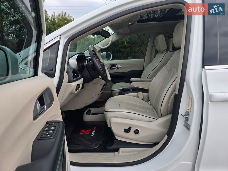 Мінівен Chrysler Pacifica 2017 в Хмельницькому фото 41 Мінівен Chrysler Pacifica 2017 в Хмельницькому