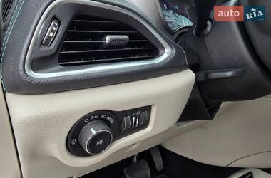 Мінівен Chrysler Pacifica 2017 в Хмельницькому фото 43 Мінівен Chrysler Pacifica 2017 в Хмельницькому