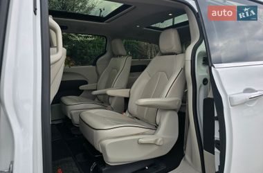 Мінівен Chrysler Pacifica 2017 в Хмельницькому фото 78 Мінівен Chrysler Pacifica 2017 в Хмельницькому