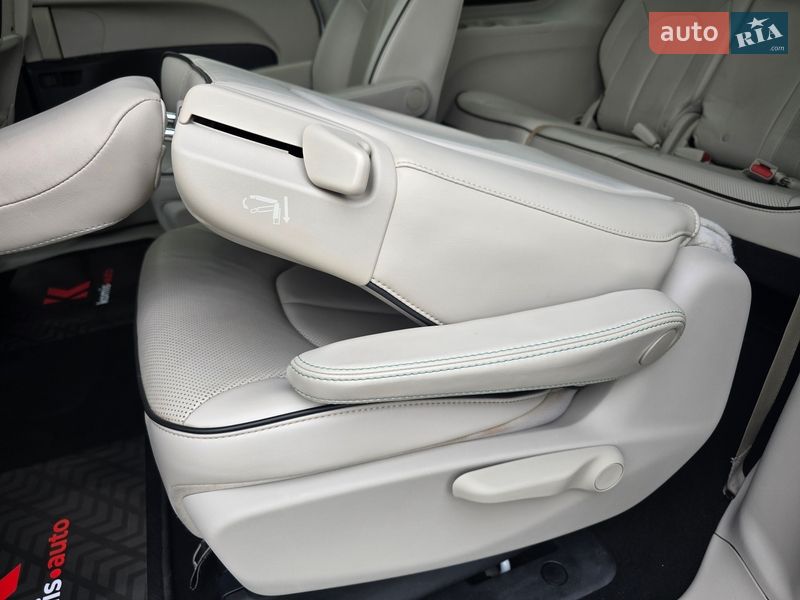 Мінівен Chrysler Pacifica 2017 в Хмельницькому фото 90 Мінівен Chrysler Pacifica 2017 в Хмельницькому