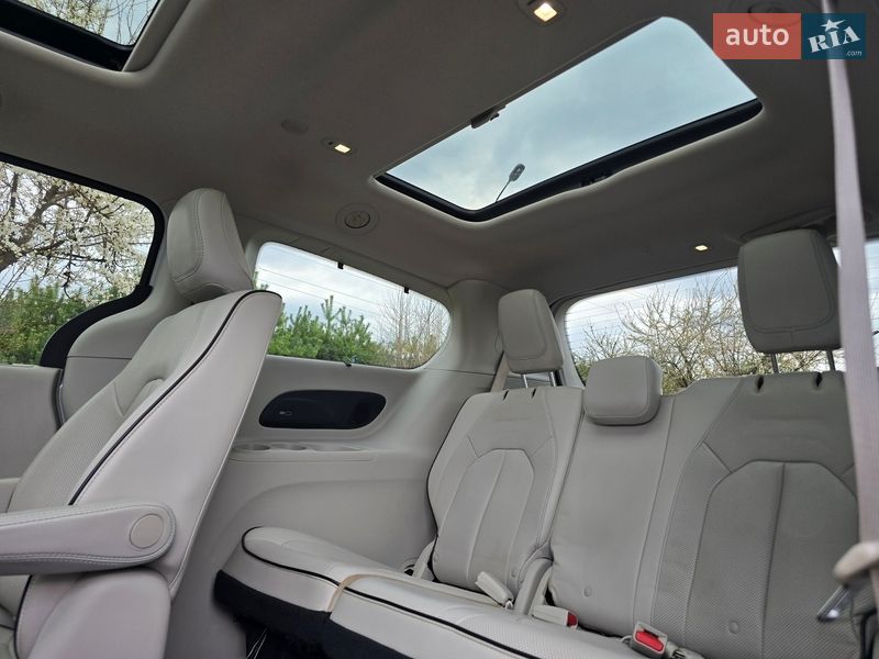Мінівен Chrysler Pacifica 2017 в Хмельницькому фото 93 Мінівен Chrysler Pacifica 2017 в Хмельницькому