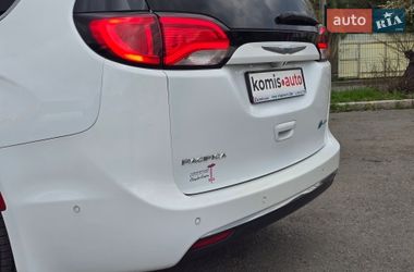 Мінівен Chrysler Pacifica 2017 в Хмельницькому фото 29 Мінівен Chrysler Pacifica 2017 в Хмельницькому