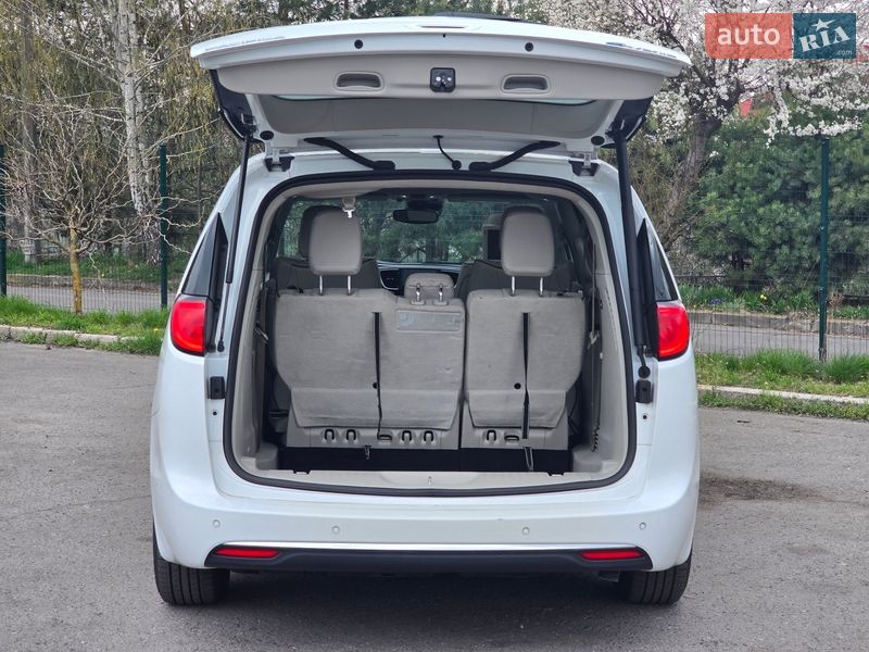 Мінівен Chrysler Pacifica 2017 в Хмельницькому фото 116 Мінівен Chrysler Pacifica 2017 в Хмельницькому