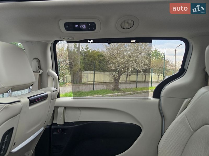 Мінівен Chrysler Pacifica 2017 в Хмельницькому фото 98 Мінівен Chrysler Pacifica 2017 в Хмельницькому