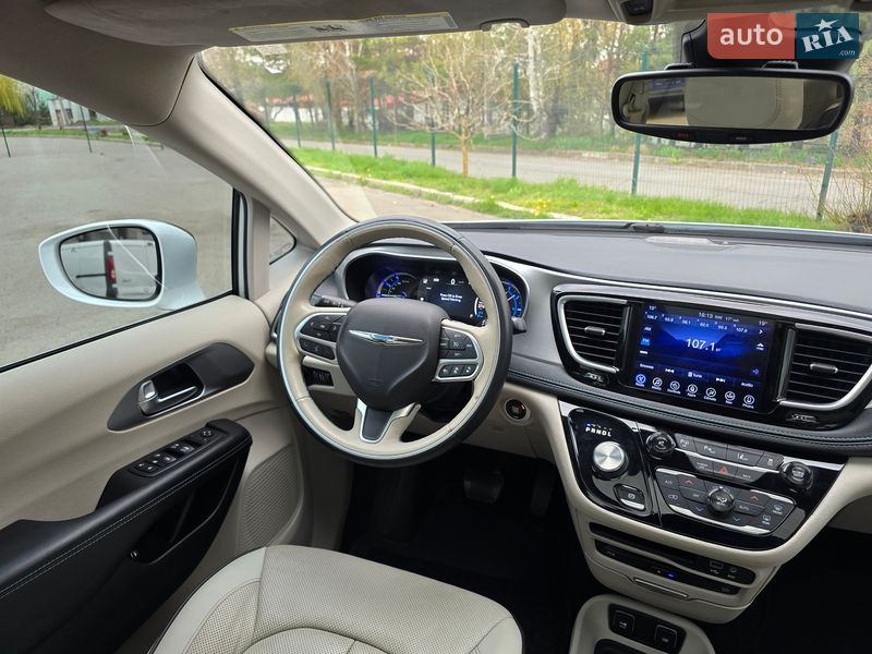 Мінівен Chrysler Pacifica 2017 в Хмельницькому фото 47 Мінівен Chrysler Pacifica 2017 в Хмельницькому