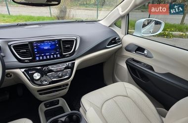 Мінівен Chrysler Pacifica 2017 в Хмельницькому фото 72 Мінівен Chrysler Pacifica 2017 в Хмельницькому