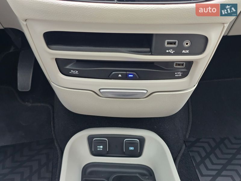 Мінівен Chrysler Pacifica 2017 в Хмельницькому фото 58 Мінівен Chrysler Pacifica 2017 в Хмельницькому