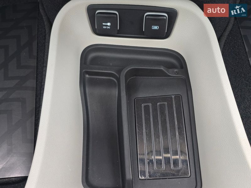 Мінівен Chrysler Pacifica 2017 в Хмельницькому фото 61 Мінівен Chrysler Pacifica 2017 в Хмельницькому