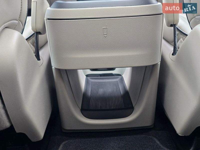 Мінівен Chrysler Pacifica 2017 в Хмельницькому фото 100 Мінівен Chrysler Pacifica 2017 в Хмельницькому