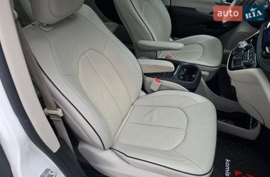Мінівен Chrysler Pacifica 2017 в Хмельницькому фото 76 Мінівен Chrysler Pacifica 2017 в Хмельницькому