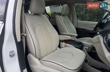 Мінівен Chrysler Pacifica 2017 в Хмельницькому фото 74 Мінівен Chrysler Pacifica 2017 в Хмельницькому