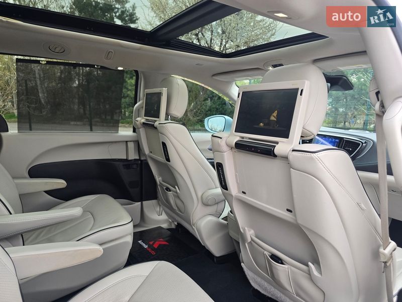 Мінівен Chrysler Pacifica 2017 в Хмельницькому фото 104 Мінівен Chrysler Pacifica 2017 в Хмельницькому