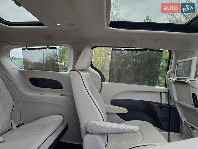 Мінівен Chrysler Pacifica 2017 в Хмельницькому фото 111 Мінівен Chrysler Pacifica 2017 в Хмельницькому