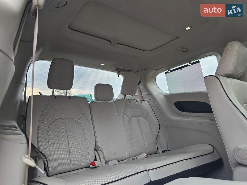 Мінівен Chrysler Pacifica 2017 в Хмельницькому фото 113 Мінівен Chrysler Pacifica 2017 в Хмельницькому