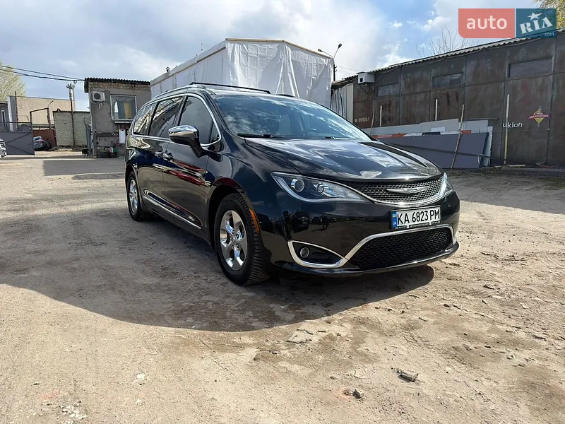 Chrysler Pacifica